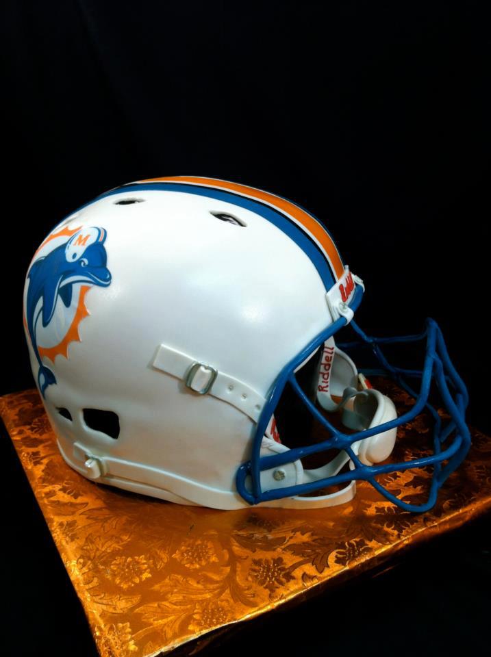 Miami Dolphins Football Helmet Wedding Cake FAIL