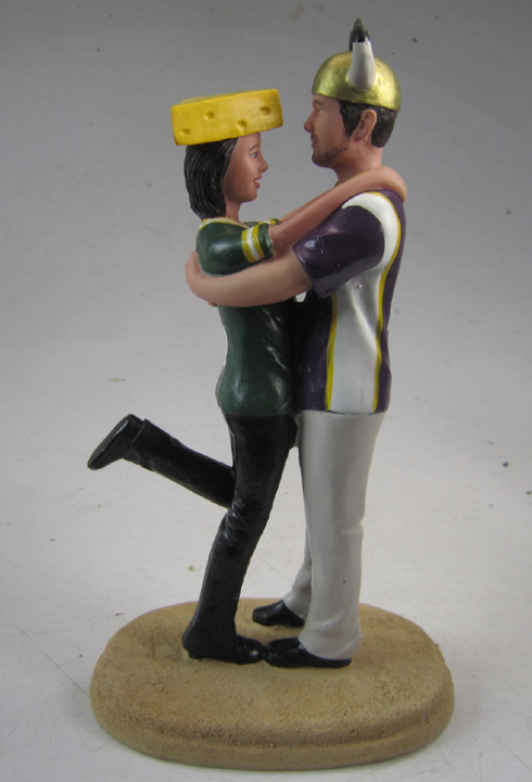 Wedding cake topper football themed green bay packers Minnesota vikings